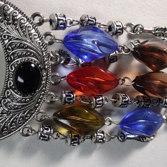 Women's Silver tone Design Colorful Drop beaded Necklace with Matching Earrings - Picture 8 of 10